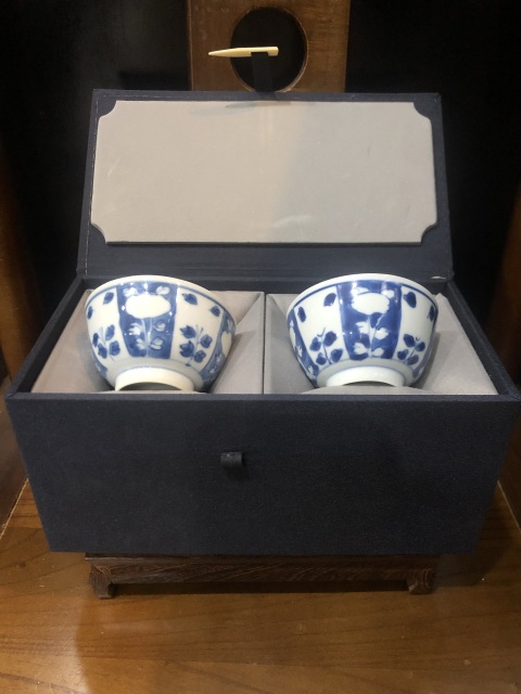 古玩陶瓷(精品主人杯)清-康熙-青花留白-花卉紋主人杯一對拍賣,當前價格798元