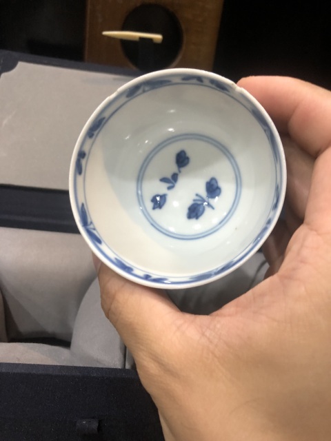 古玩陶瓷(精品主人杯)清-康熙-青花留白-花卉紋主人杯一對拍賣,當前價格798元