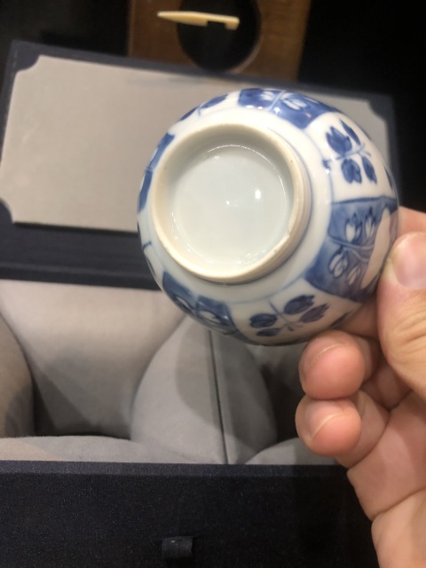 古玩陶瓷(精品主人杯)清-康熙-青花留白-花卉紋主人杯一對拍賣,當前價格798元