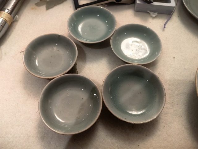 古玩陶瓷豆青釉碟拍賣，當前價格350元