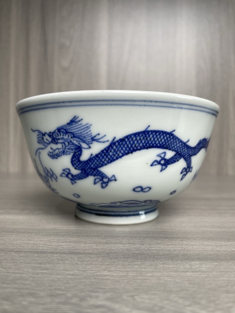 古玩陶瓷晚清民國 青花云龍紋茶碗拍賣,當前價格550元