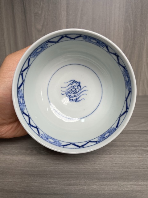 古玩陶瓷晚清民國 青花云龍紋茶碗拍賣,當前價格550元