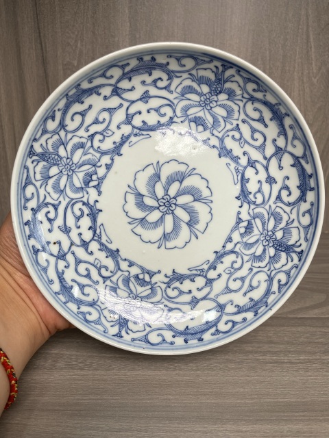 古玩陶瓷清嘉慶 精品青花淡描纏枝蓮紋盤(官窯紋飾)拍賣,當(dāng)前價(jià)格1600元