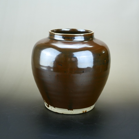 古玩陶瓷精美.明代定窯系紫金釉茶葉罐(1368年-1644年)拍賣,當前價格6000元