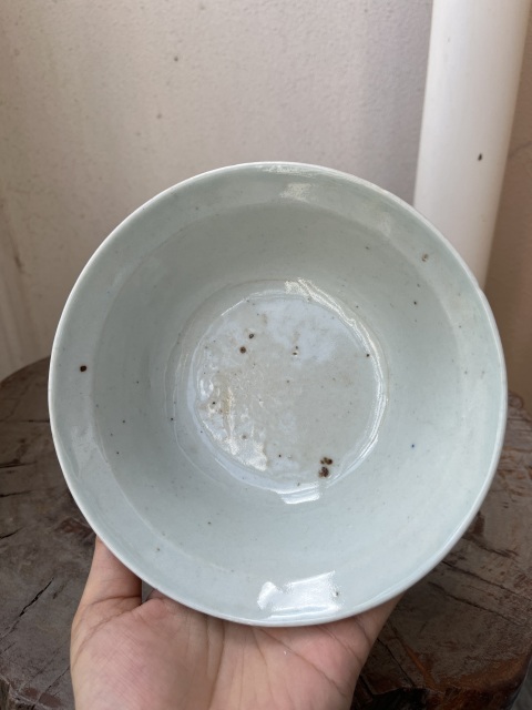 古玩陶瓷清中期青花淡描花卉紋折沿碗拍賣,當前價格599元