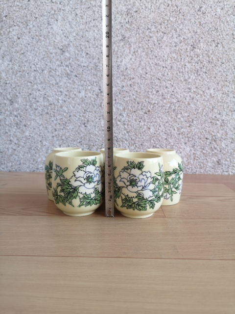 古玩陶瓷花卉紋杯拍賣,當前價格260元