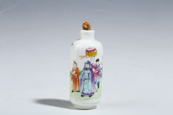 古玩陶瓷粉彩人物故事鼻煙壺拍賣，當(dāng)前價(jià)格3500元