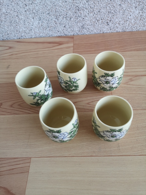 古玩陶瓷花卉紋杯拍賣,當前價格260元