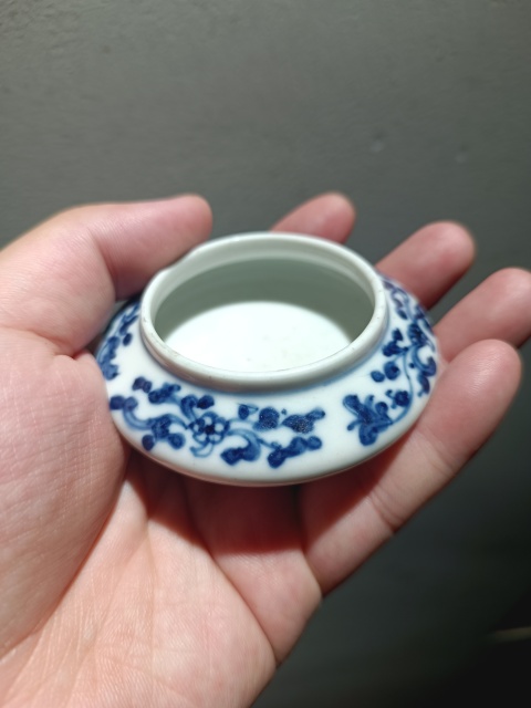 古玩陶瓷乾隆青花花卉紋水盂拍賣，當前價格5000元