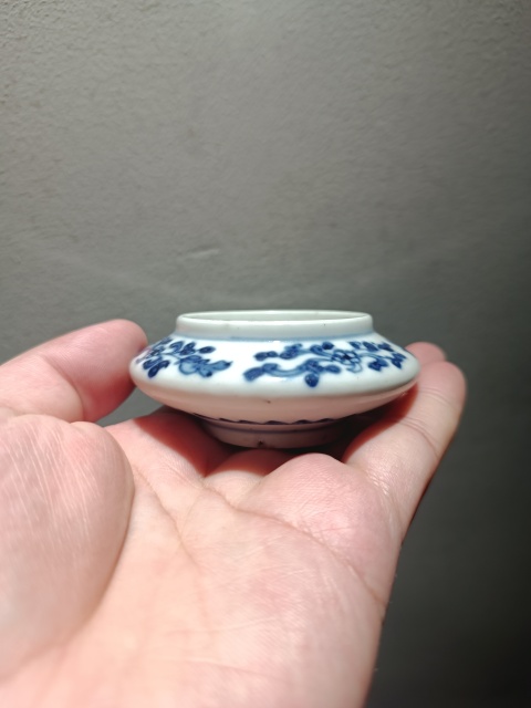 古玩陶瓷乾隆青花花卉紋水盂拍賣，當前價格5000元