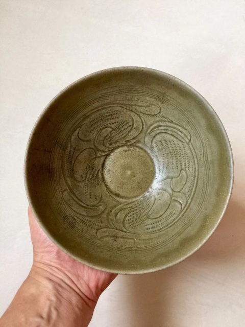 古玩陶瓷同安窯珠光青瓷碗拍賣,當(dāng)前價(jià)格1888元