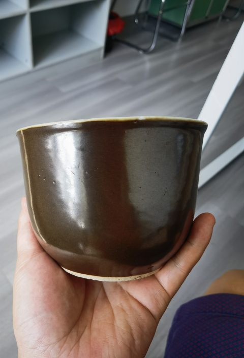 古玩陶瓷清早期紫金釉蓋缸拍賣，當(dāng)前價(jià)格1500元