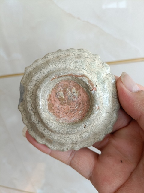 古玩陶瓷宋元龍泉青瓷花口洗拍賣,當(dāng)前價(jià)格198元