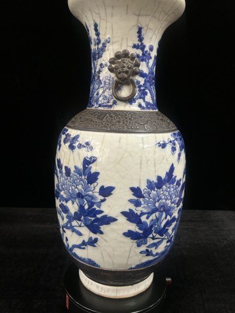 古玩陶瓷青花鐵銹花花卉紋鋪首瓶拍賣，當前價格7800元