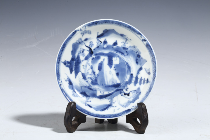 古玩陶瓷清康熙·青花山水人物紋碟拍賣,當(dāng)前價(jià)格1588元