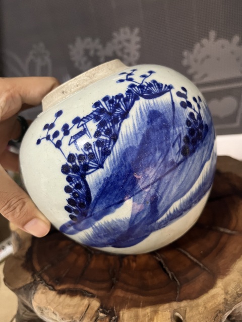 古玩陶瓷青花花卉紋蓋罐拍賣(mài),當(dāng)前價(jià)格750元