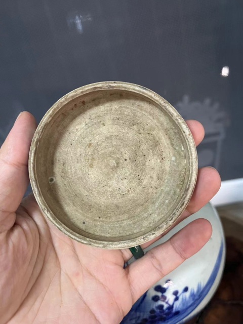 古玩陶瓷青花花卉紋蓋罐拍賣(mài),當(dāng)前價(jià)格750元