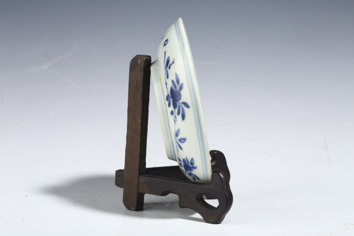 古玩陶瓷明晚 ?青花云鶴紋小盤拍賣,當前價格2500元