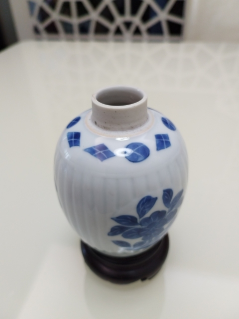古玩陶瓷清康熙青花折枝花卉紋瓜楞罐拍賣，當前價格5500元