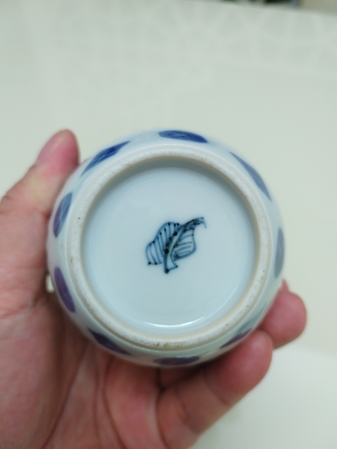古玩陶瓷清康熙青花折枝花卉紋瓜楞罐拍賣，當前價格5500元