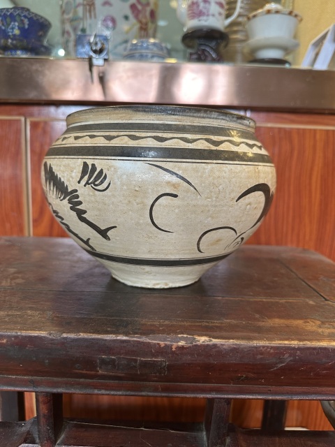 古玩陶瓷遼金白地黑花缽式罐拍賣，當前價格9999元