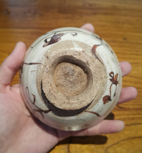 古玩陶瓷元末明初·白地黑花茶碗拍賣,當前價格0元