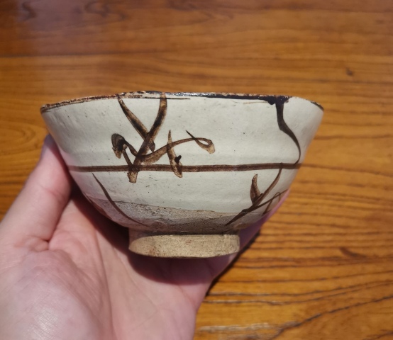 古玩陶瓷元末明初·白地黑花茶碗拍賣,當前價格0元