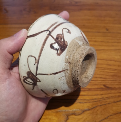 古玩陶瓷元末明初·白地黑花茶碗拍賣,當前價格0元