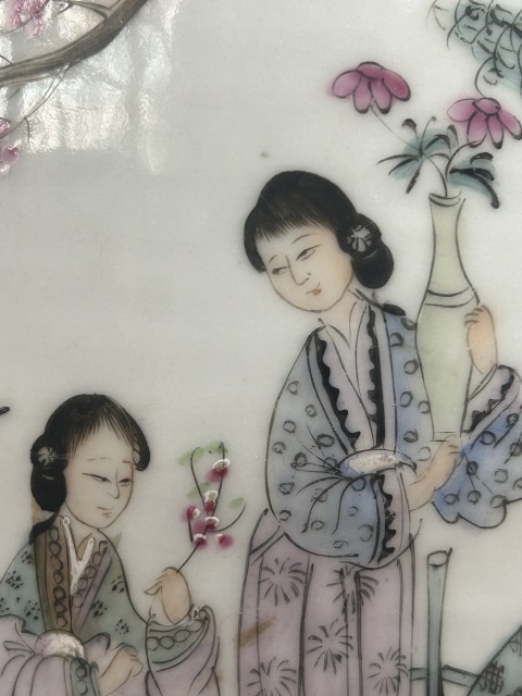 古玩陶瓷粉彩仕女圖觀音瓶拍賣，當前價格3500元