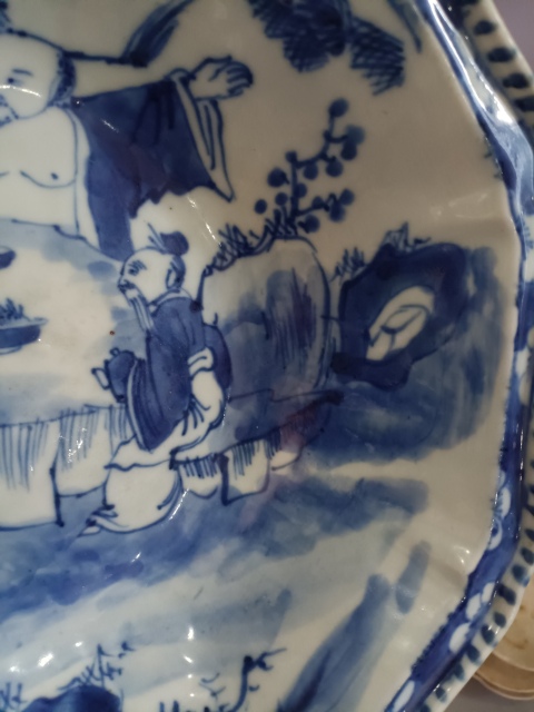 古玩陶瓷清中期青花人物故事八方窩角盆拍賣，當(dāng)前價(jià)格1888元