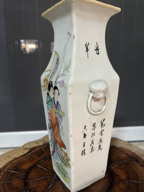 古玩陶瓷民國油粉彩仕女人物詩文四方瓶拍賣，當前價格2500元
