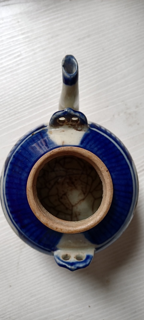 古玩陶瓷晚清青花提梁壺（沒有蓋、壸嘴掉粘）拍賣，當前價格222元