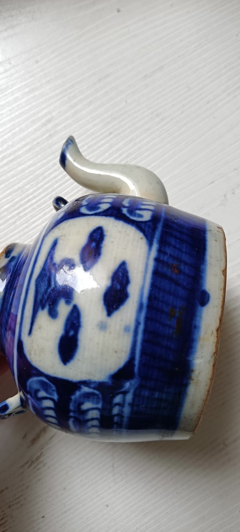 古玩陶瓷晚清青花提梁壺（沒有蓋、壸嘴掉粘）拍賣，當前價格222元