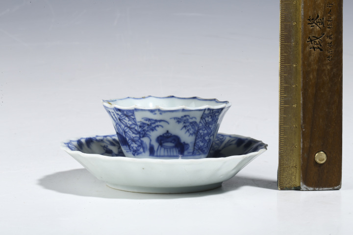 古玩陶瓷清康熙·青花山水人物紋花口杯碟拍賣，當前價格2000元