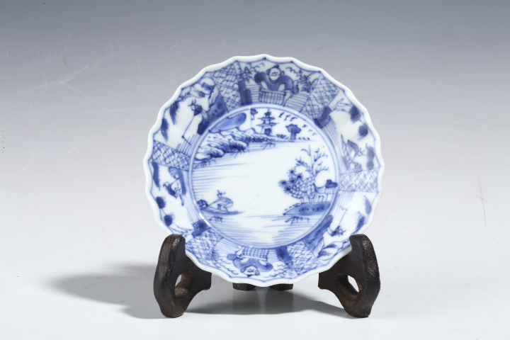 古玩陶瓷清康熙·青花山水人物紋花口杯碟拍賣，當前價格2000元