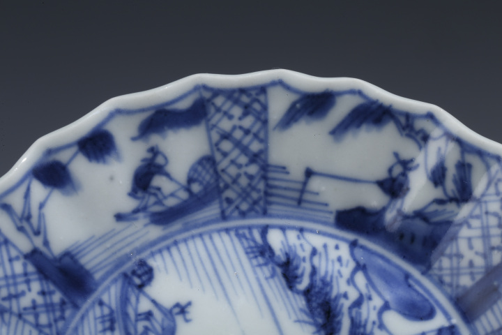 古玩陶瓷清康熙·青花山水人物紋花口杯碟拍賣，當前價格2000元