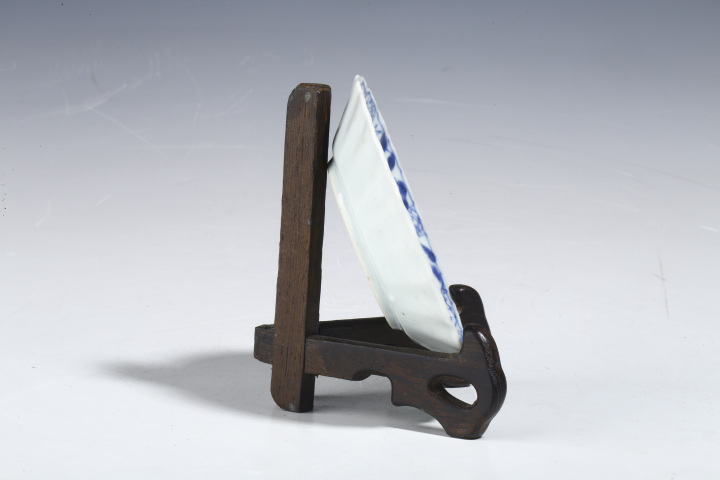 古玩陶瓷清康熙·青花山水人物紋花口杯碟拍賣，當前價格2000元