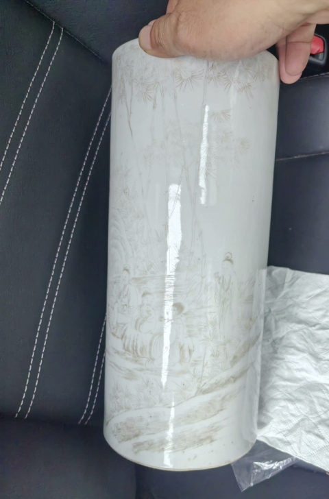古玩陶瓷清晚期刻瓷竹林七賢人物帽筒拍賣，當前價格3280元