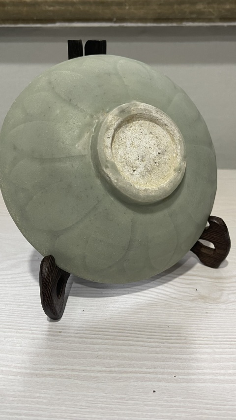 古玩陶瓷龍泉窯青釉碗拍賣，當前價格1880元