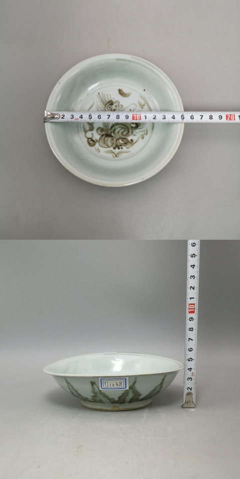 古玩陶瓷清代麒麟望月青花盤拍賣，當前價格1980元