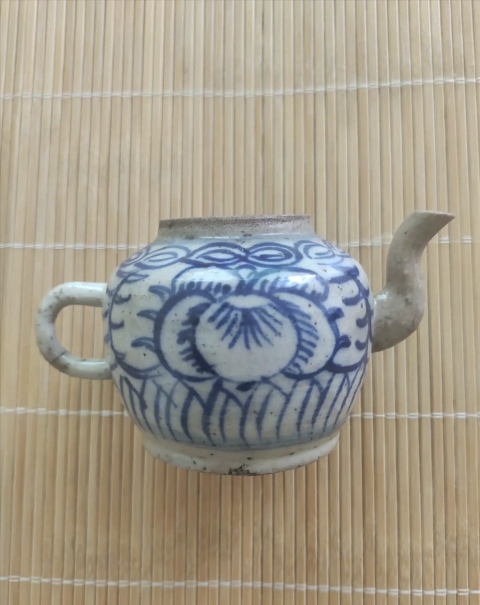 古玩陶瓷晚清.花卉紋青花執(zhí)壺拍賣，當(dāng)前價(jià)格128元