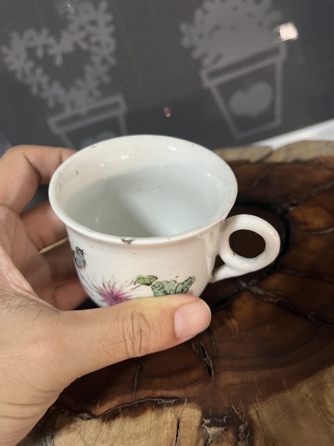 古玩陶瓷民國粉彩花鳥紋把杯拍賣，當前價格268元