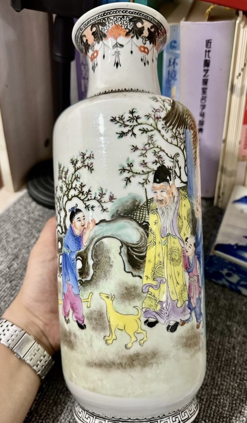 古玩陶瓷粉彩人物故事紋燈籠瓶拍賣，當前價格3131元
