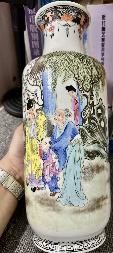 古玩陶瓷粉彩人物故事紋燈籠瓶拍賣，當前價格3131元