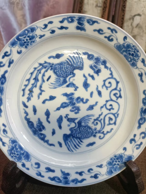古玩陶瓷大明成化年制款青花鳳紋盤拍賣，當前價格8888元
