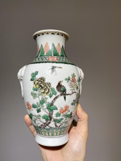 古玩陶瓷清代五彩花鳥紋雙鋪首花瓶拍賣，當前價格8888元