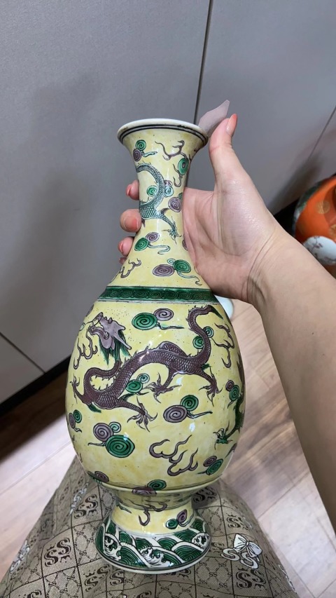古玩陶瓷米黃釉素三彩五龍圖玉壺春瓶拍賣,當前價格16800元