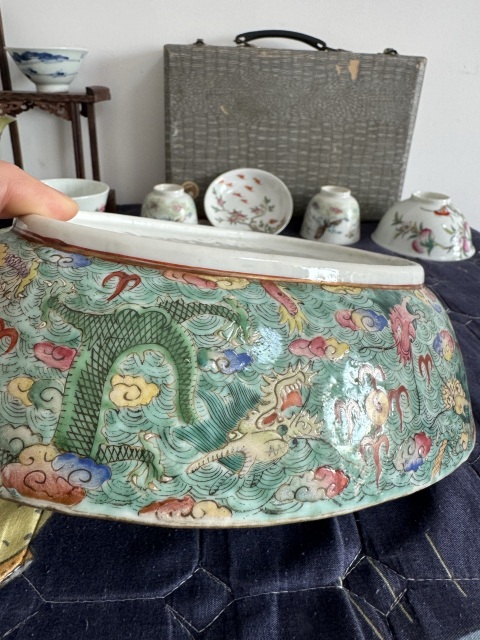 古玩陶瓷大清同治年制款九龍紋大筆洗拍賣(mài)，當(dāng)前價(jià)格58000元