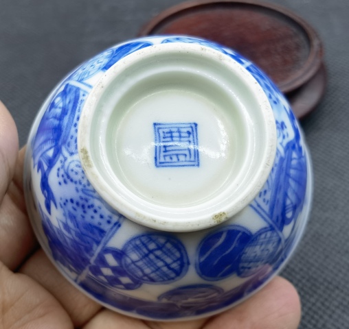 古玩陶瓷青花花卉紋茶碗拍賣,當前價格498元