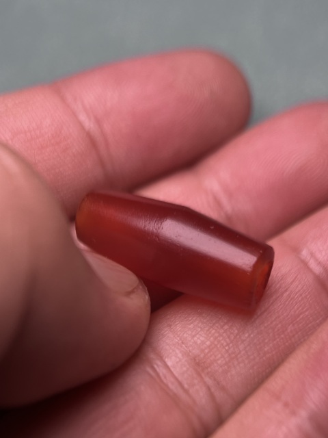 古玩玉器戰國酒紅瑪瑙竹節管2拍賣，當前價格8800元